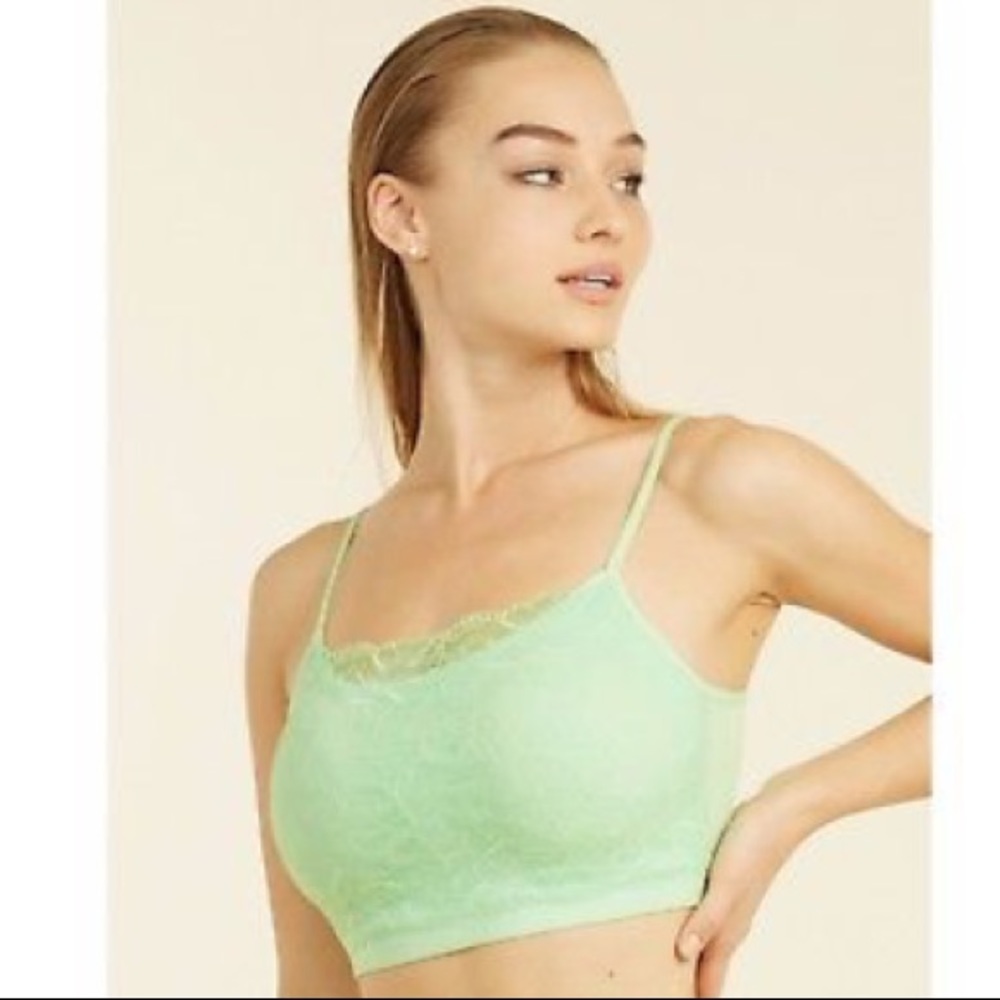 Seamless padded lace bralette-pick a color 🎉HP🎉 - Picture 2 of 8